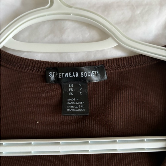 Brown button up tee - Picture 2 of 2